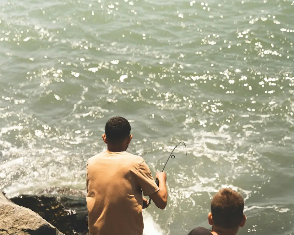 Comment animer un leurre pour la pêche du bar ?